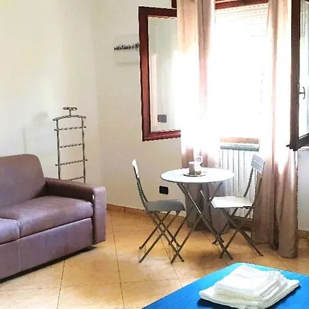 Caput Mundi-calabria Bed & Breakfast 3*