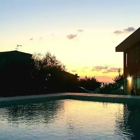 B&B Caput Mundi-calabria 산타 마리아 델 세드로